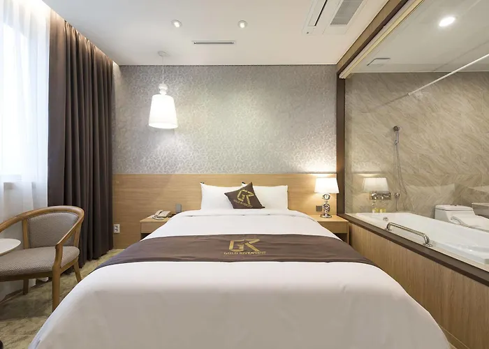 Hotel Goldriver 3*